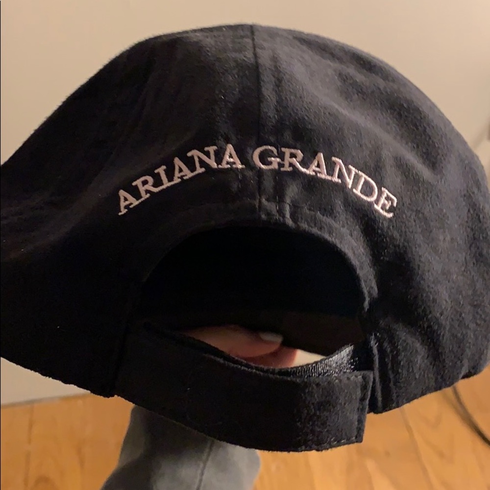 ariana grande hat